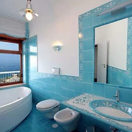 Villa Sirenuse Sleeps 8 Pool Air Con Wifi
