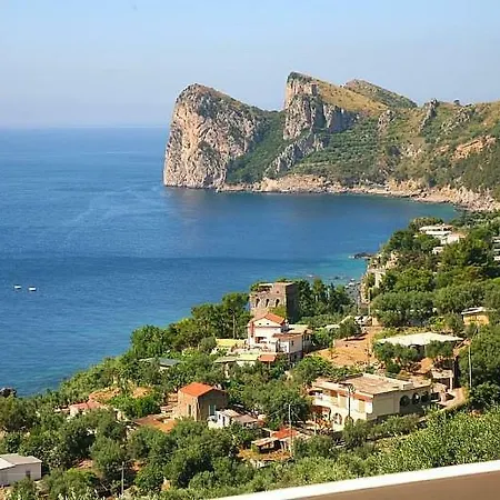 Sirenuse Sleeps 8 Pool Air Con Wifi Villa *
